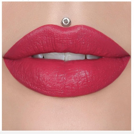 Jeffree Star Cosmetics Velvet Trap Pigment-Rich Lip Color with a Luxurious Velvet-Matte Texture Lipstick Cherry Wet Medium 0.14 Ounce