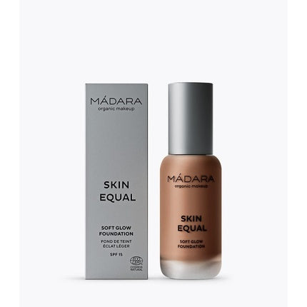 MÁDARA Organic Skincare Skin Equal Soft Glow Foundation SPF15 30ml Chestnut