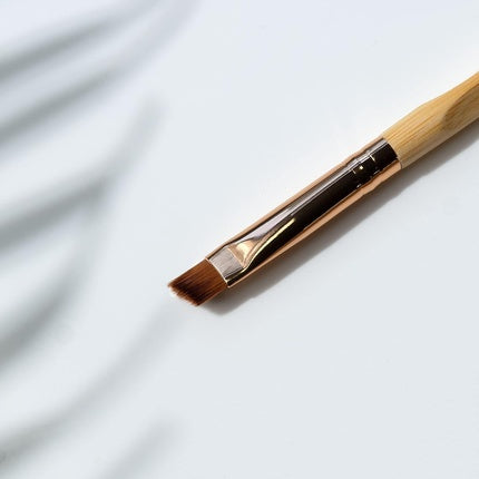 So Eco Angled Eyeliner Brush