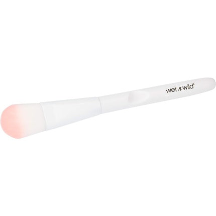 Wet 'N' Wild Foundation Brush Dense Flat Brush for a Streak-Free Finish