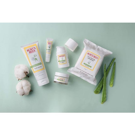 Burt's Bees Natural Face Cleansing Wipes with Cotton Extract 30 Wipes