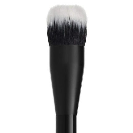 NYX Professional Makeup Pro Brush Dual Fiber Foundation Brush with Full and Soft Bristles
