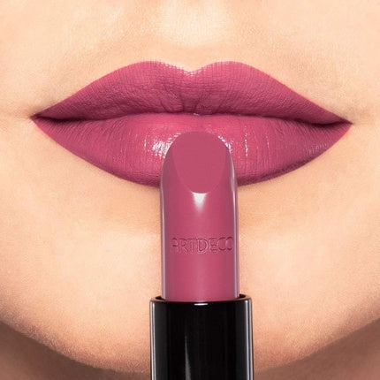 Artdeco Perfect Color Lipstick In Shade 915, 4 Grams