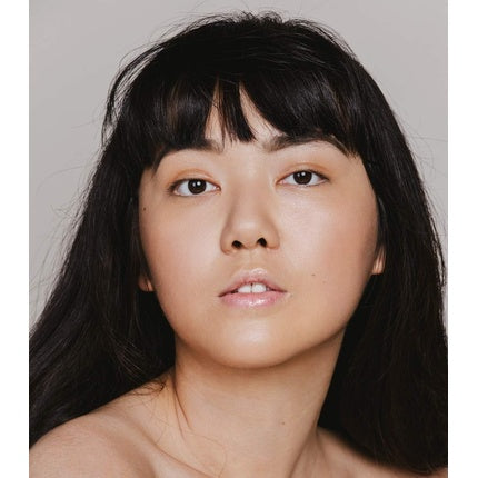 MÁDARA Skin Equal Liquid Foundation for Face Makeup #40 Sand Organic Skincare Soft Glow Air Mineral Foundation with Hyaluronic Acid and SPF15 Adjustable Coverage 30ml