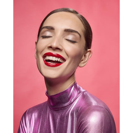 Deborah Milano Super Vinyl Liquid Lipstick No. 4 Signature Red Intense Color No Transfer Mirror Shine Up to 16 Hours