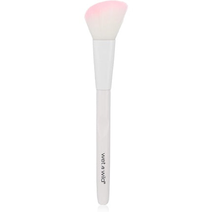 Wet 'n' Wild Makeup Brush Contour Brush Plush Angled Brush to Fit the Contours of Your Face Sculpt and Shape Easy-to-use Makeup Brushes Contouring Brush