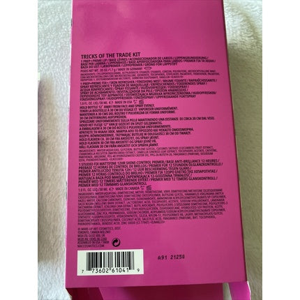 MAC Tricks Of The Trade Kit (1 Primer + 1 Finishing Mist + 1 Prep)