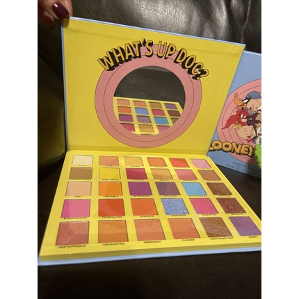 Revolution Beauty Looney Tunes Large Shadow Palette with Brush Set
