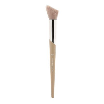 Fenty Beauty Cheek Hugging Highlight Brush 120