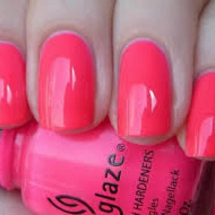 China Glaze Pool Party Nail Polish Lacquer with Hardeners 14ml Party Pink