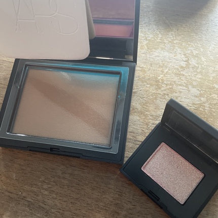 NARS Light Reflecting Loose Setting Powder Shade Mesa and Eyeshadow Melrose BN