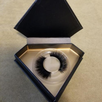 False Eyelashes Classic