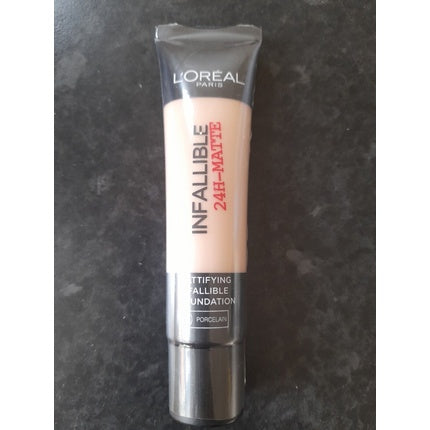 L'Oréal Infallible 24h Matte Foundation 10 Porcelain