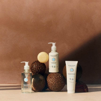 L'OCCITANE Shea Butter Micellar Water 200ml Enriched with Shea Butter Vegan & 99% Readily Biodegradable Luxury Clean Beauty Make Up Remover and Skin Cleanser for All Skin Types