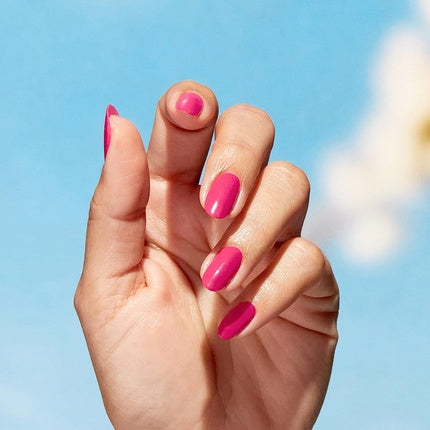 OPI Nature Strong Nail Polish Quick Dry Vegan Nail Varnish With Long-Lasting Results - A Kick in the Bud 15ml