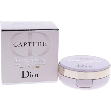 Dior全部捕获Dreamskin湿与完美的垫子SPF50 nr.10 15 g