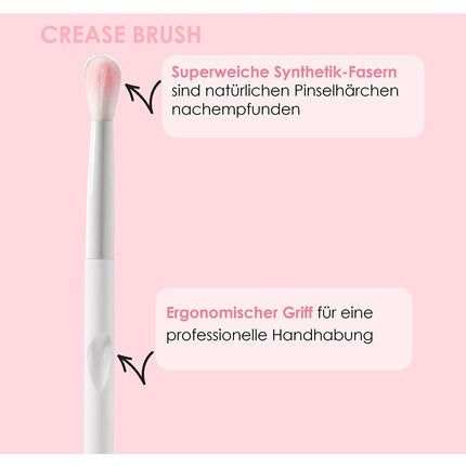 Wet 'n' Wild Crease Makeup Brush - Long-tipped Tapered Brush for Eye Crease - Easy-to-use