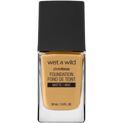 Wet N Wild Photofocus Foundation Smoothening Face Foundation Classic Beige 30ml