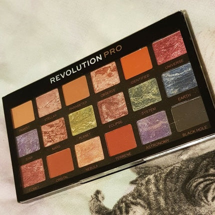 Makeup Revolution Pro Regeneration Celestial Eyeshadow Palette
