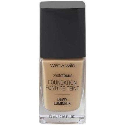 Wet N Wild Photo Focus Dewy Foundation Weightless with Nourishing
