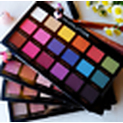 Makeup Revolution Eye Shadow Palette Pro Trends Mischief Mattes 18g