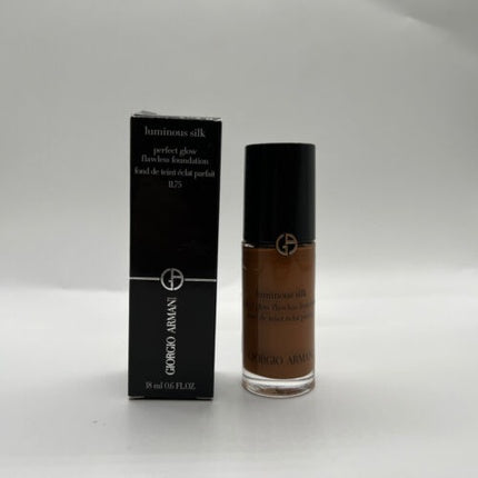 Giorgio Armani Luminous Silk Perfect Illuminating Flawless Foundation 11.75
