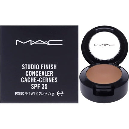 MAC Studio Finish SPF 35 Concealer NC40