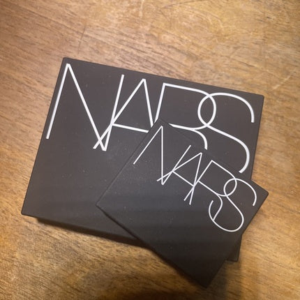 NARS Light Reflecting Loose Setting Powder Shade Mesa and Eyeshadow Melrose BN