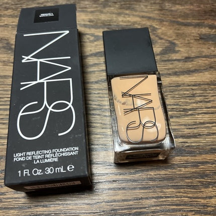NARS Light Reflecting Foundation Barcelona Medium 4 1oz/30ml Authentic BIN