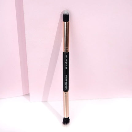 Brushworks Highlight Contour Brush Black and Gold 1 Count