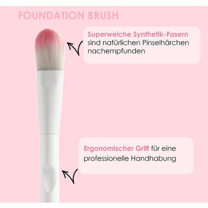 Wet 'N' Wild Foundation Brush Dense Flat Brush for a Streak-Free Finish